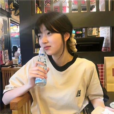 回到八零，拒绝金手指后我成为大亨